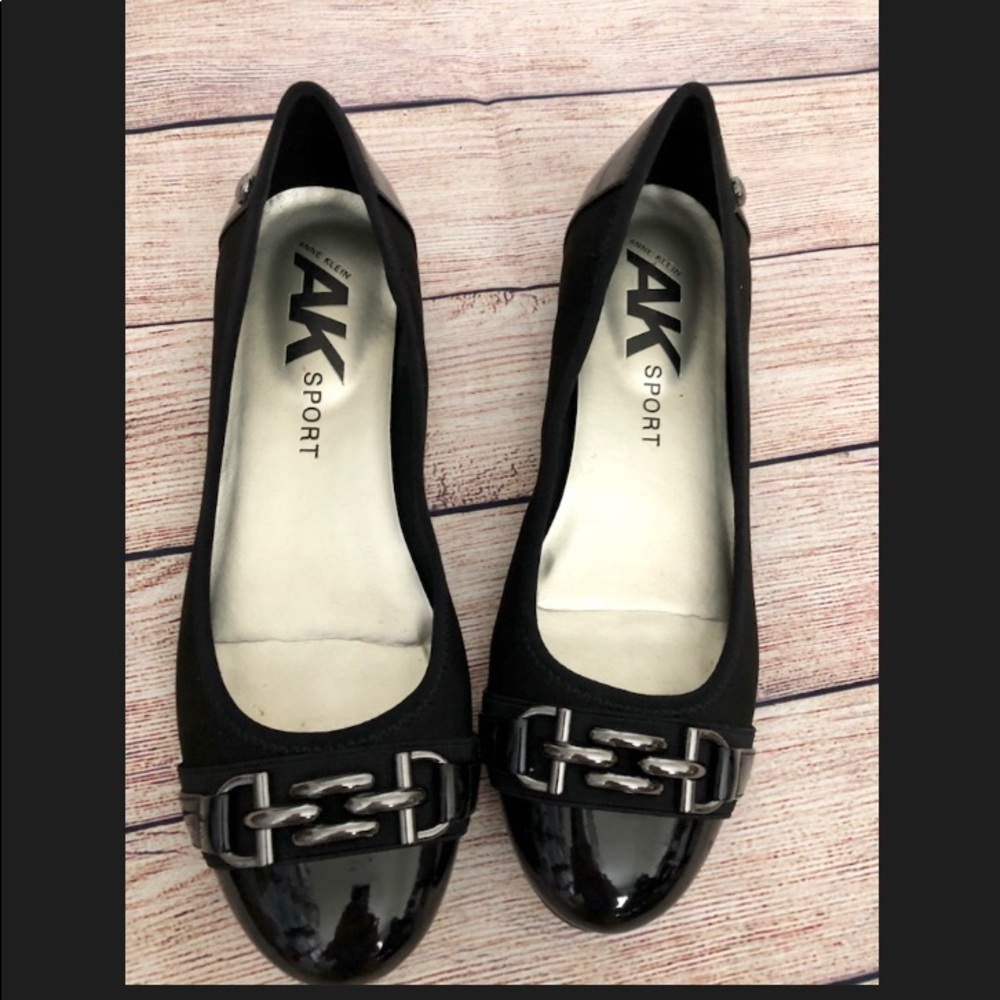 Anne Klein Sport Flats 9 1/2
